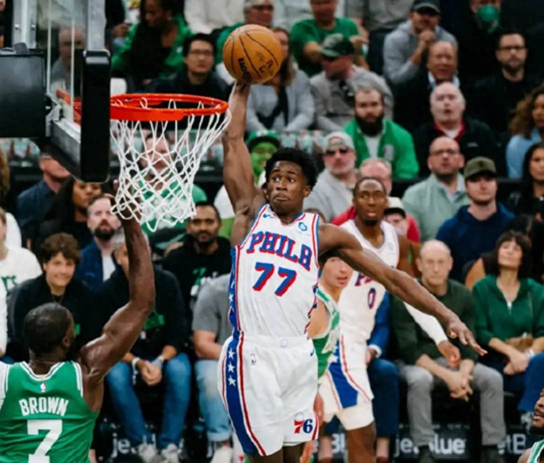 NG体育关于里程碑夜！费城76人篮板制胜，NBA常规赛冲刺阶段刷纪录，震撼外界，资深球员宣示担当的信息